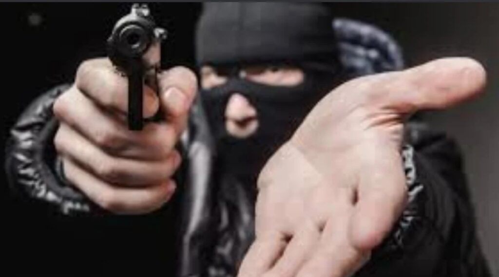 Robbery in Delhi