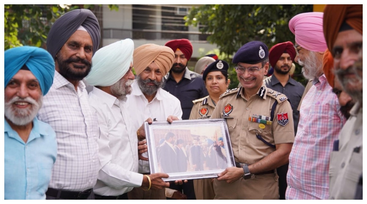 Photo of Punjab : पंजाब पुलिस लूट- पाट और नशा बेचने वाले स्थानों पर सीसीटीवी कैमरों की संख्या बढ़ाएगी : डीजीपी गौरव यादव