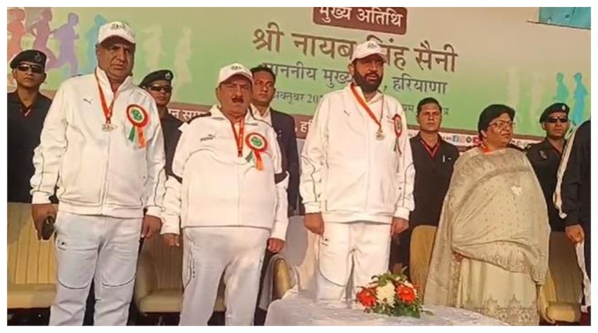 Photo of Haryana : रन फॉर यूनिटी का आयोजन, सीएम नायब सिंह सैनी ने लिया हिस्सा