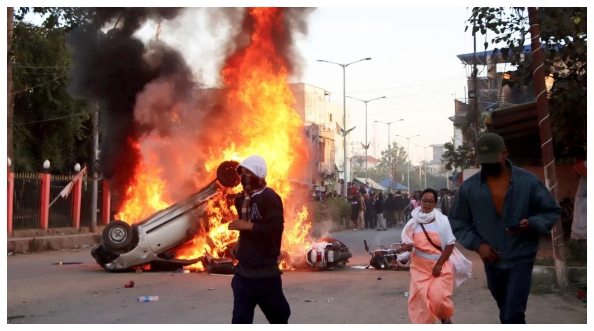 Photo of Manipur Violence: के. वनलालवेना पर भड़के लीशेम्बा सनाजाओबा, कहा,”हस्तक्षेप करना बंद करें…”