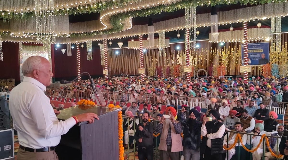 Photo of गुटबंदी समाप्त करने को प्राथमिकता दी जानी चाहिए : मंत्री बरिंदर कुमार गोयल