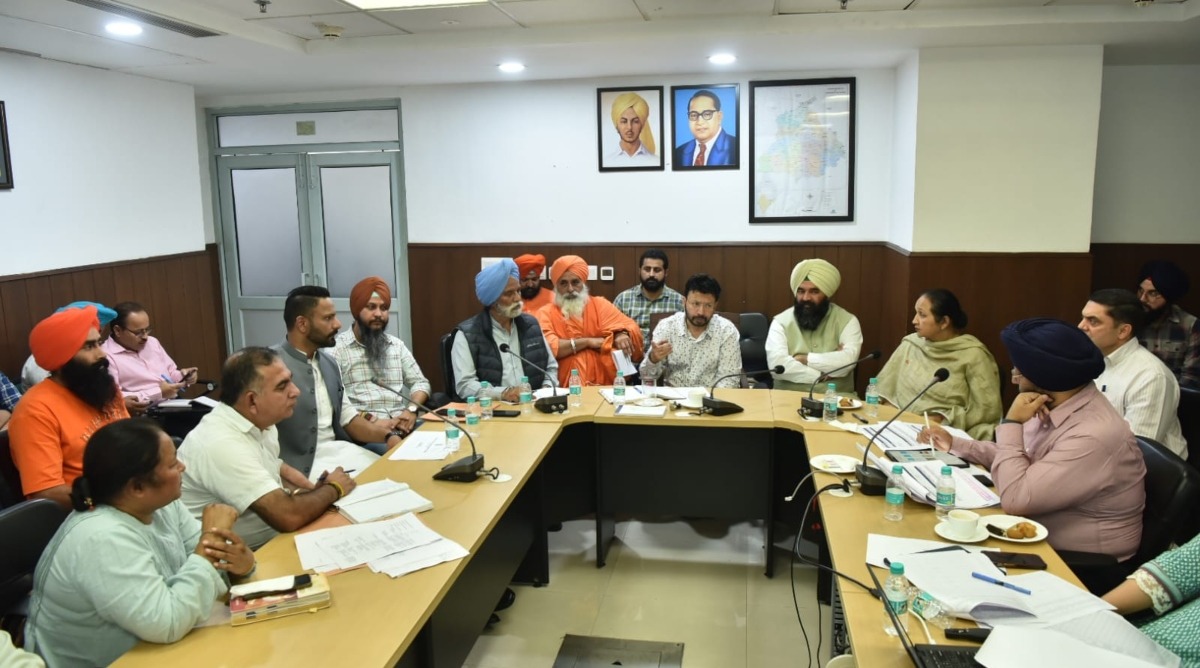 Photo of नागरिकों को बेहतर सुविधाएं प्रदान करना पंजाब सरकार की प्रमुख प्राथमिकता : डॉ. रवजोत सिंह