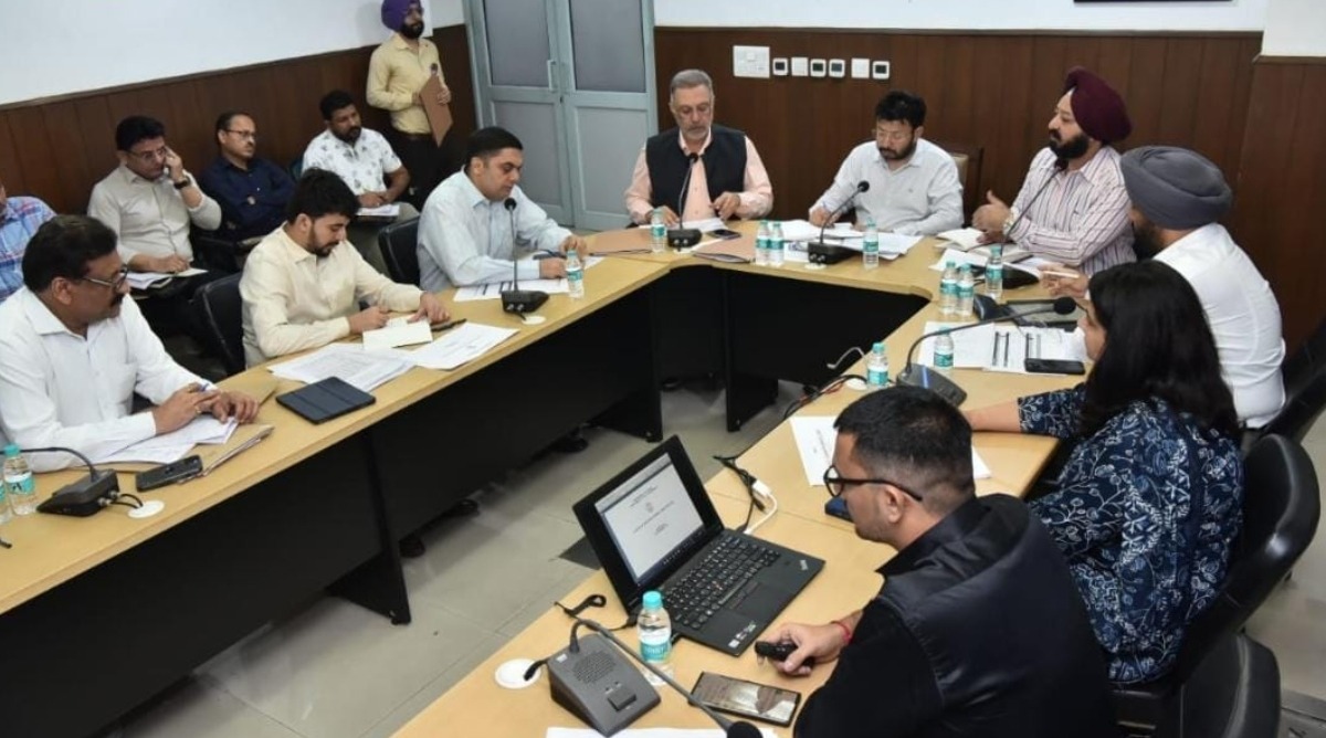Photo of Punjab : डॉ. रवजोत सिंह ने विकास कार्यों को तेजी से पूरा करने के दिए निर्देश