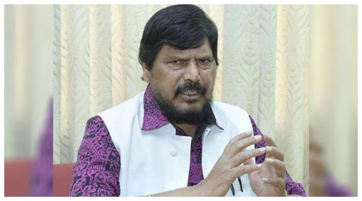 Photo of Maharashtra News : शिंदे को भेज दो महाराष्ट्र से बाहर, सीएम के लिए नाम फाइनल, बोले रामदास अठावले