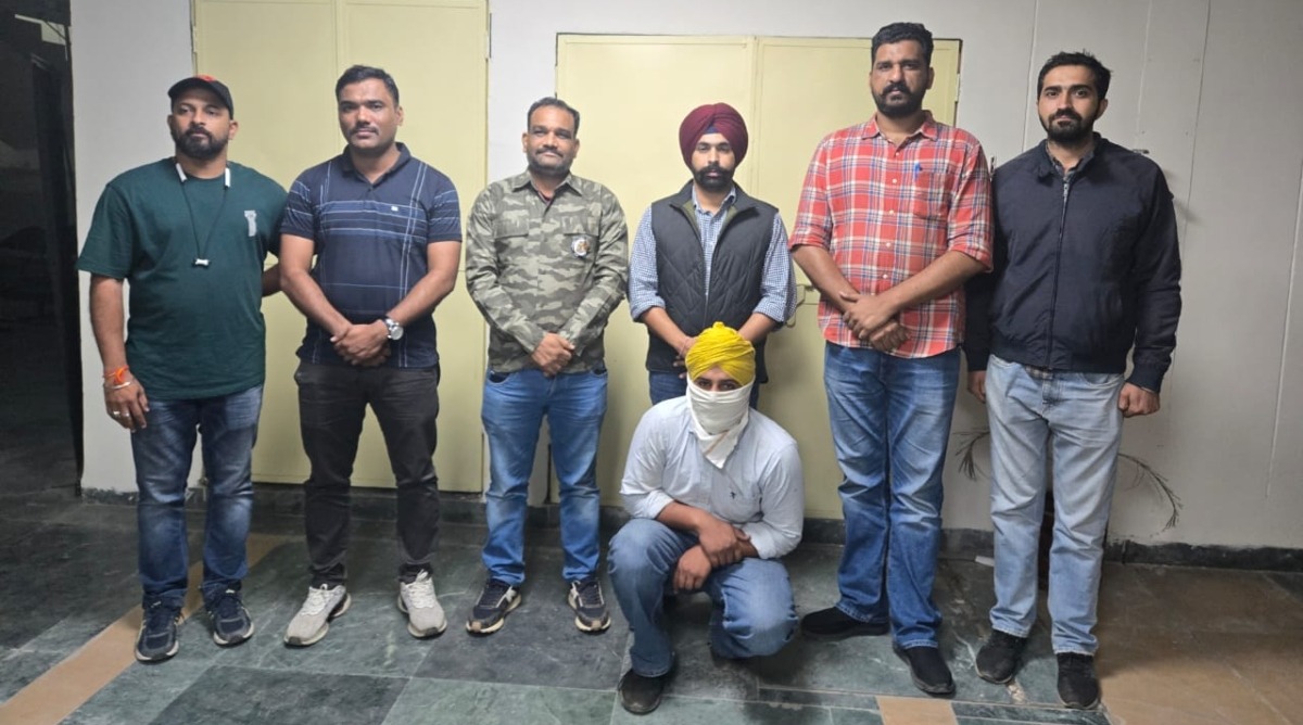 Photo of Punjab : बाबा सिद्दीकी मर्डर केस से जुड़ा एक आरोपी गिरफ्तार, लॉजिस्टिक सहायता देने का आरोप