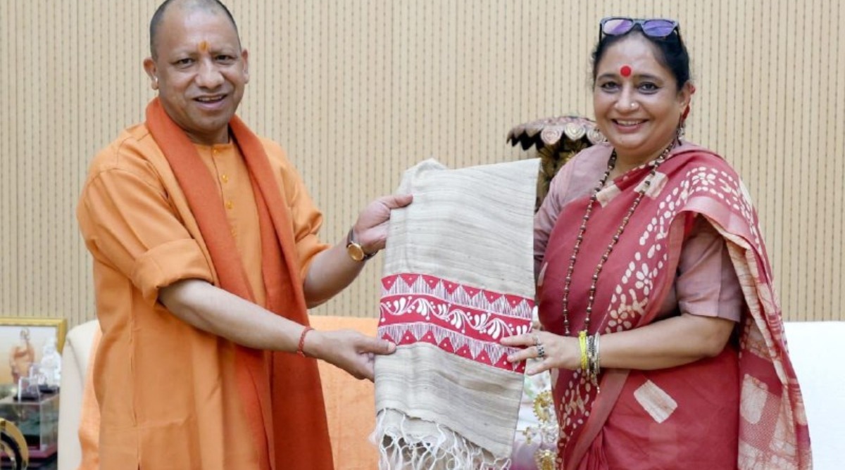 Photo of उत्तराखंड विधानसभा अध्यक्ष ने की CM योगी से मुलाकात, मुख्यमंत्री ने पैतृक गांव का पूछा हाल