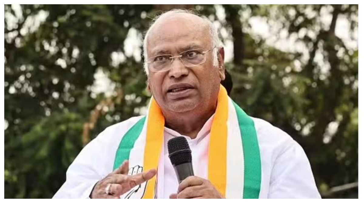 Photo of Maharashtra : ’50 विधानसभा क्षेत्रों में…’,गिनती प्रक्रिया में कांग्रेस ने अनियमितता का लगाया आरोप