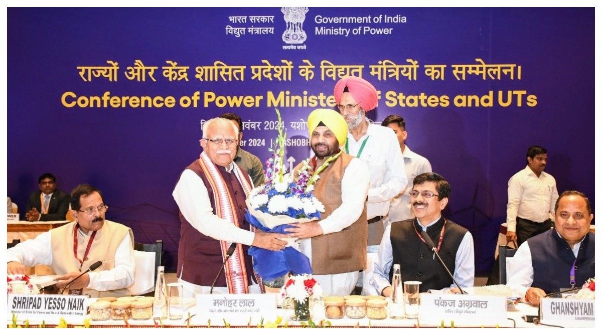 Photo of Punjab : हरभजन सिंह ई.टी.ओ ने की उत्तरी राज्यों में पराली की समस्या के समाधान के लिए केंद्र से बायोमास पावर प्रोजेक्ट्स के लिए सब्सिडी की मांग
