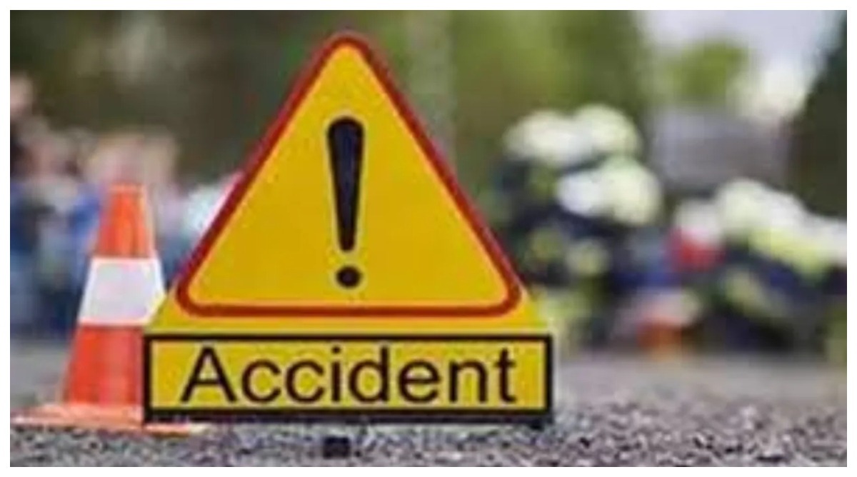 Photo of Expressway Accident : आगरा – लखनऊ एक्सप्रेसवे पर भीषण सड़क हादसा, बस डंपर से टकराई, 5 लोगों की मौत
