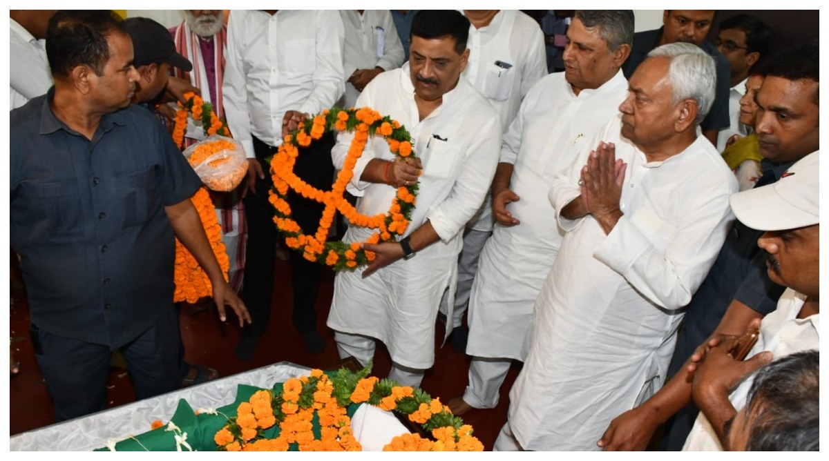 Photo of Bihar : CM नीतीश कुमार ने लोक गायिका शारदा सिन्हा को श्रद्धांजलि की अर्पित
