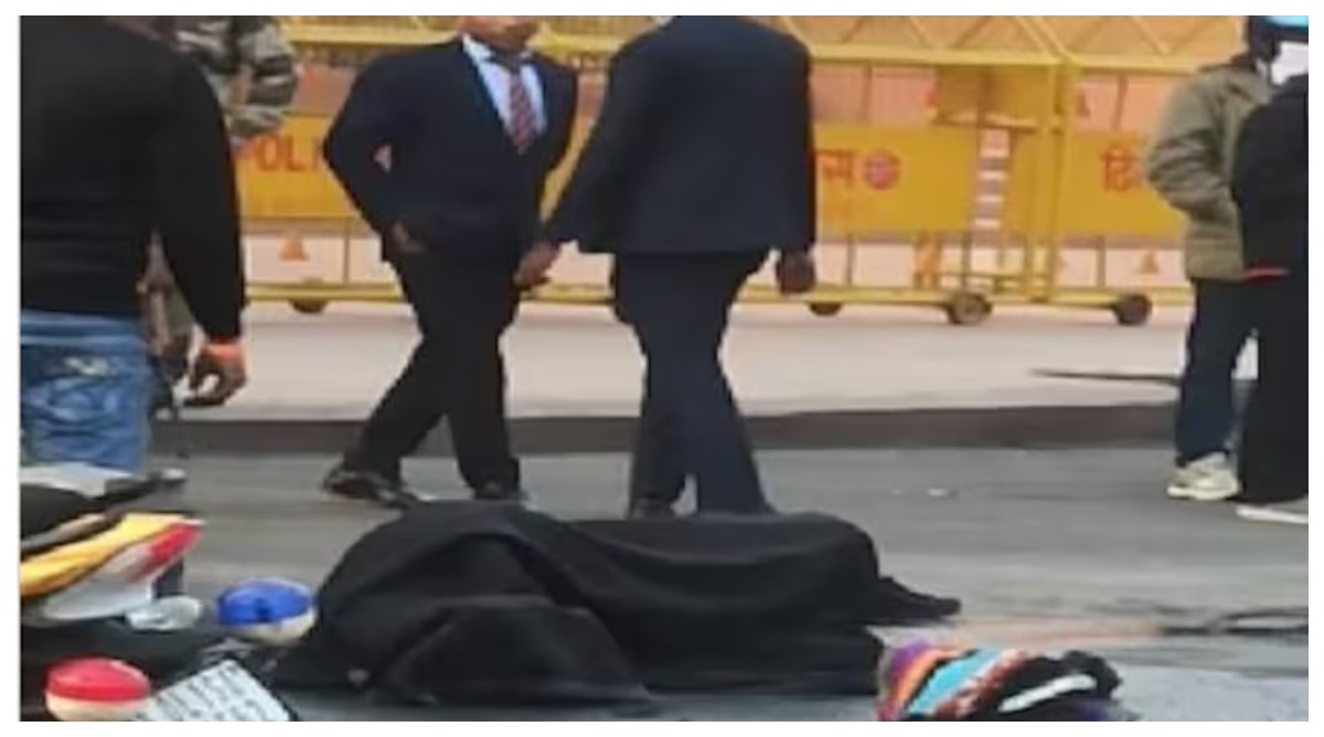 Photo of संसद भवन के सामने आत्मदाह करने वाले युवक की इलाज के दौरान मौत