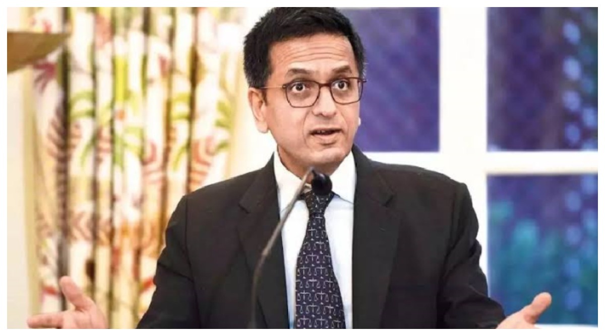 Photo of पूर्व CJI चंद्रचूड़ ने कहा “सामाजिक समानता और लोकतांत्रिक व्यवस्था को बनाए रखना…”