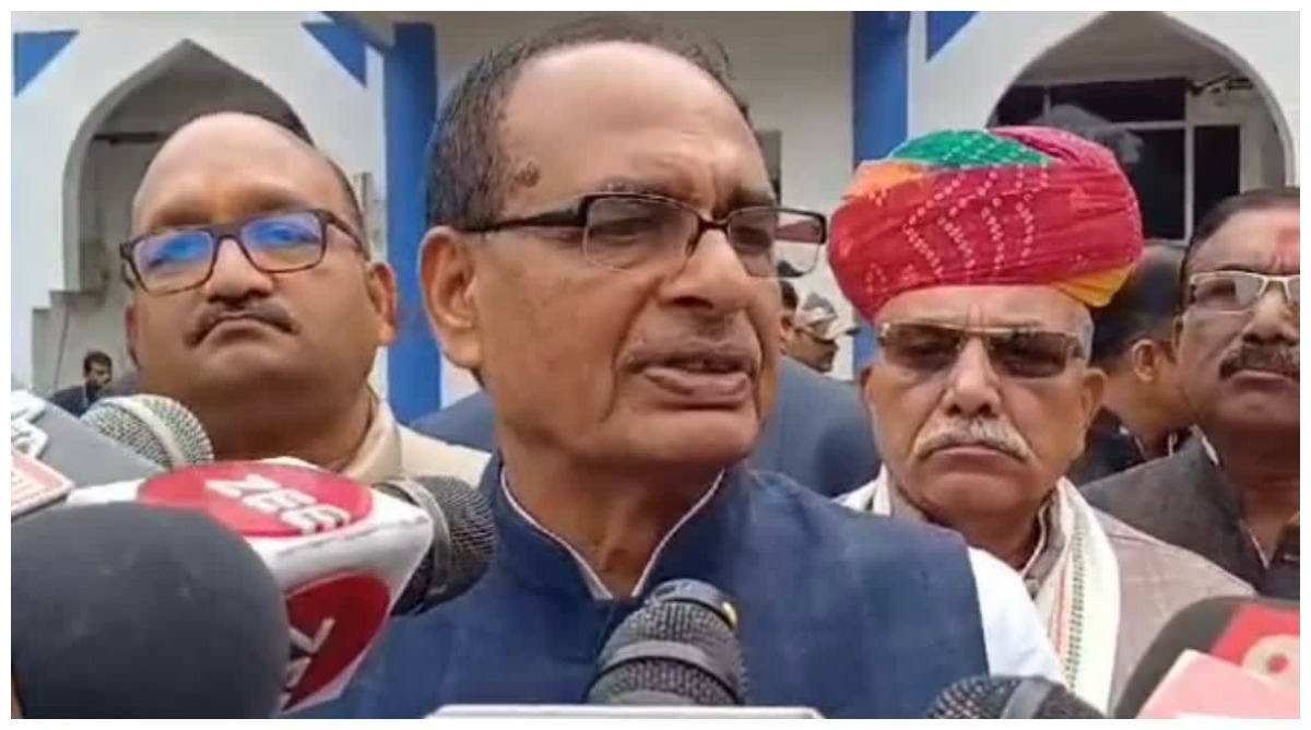Photo of ‘स्वामित्व योजना’ से किसानों को उनकी संपत्ति पर मिलेगा अधिकार: केंद्रीय मंत्री शिवराज सिंह चौहान