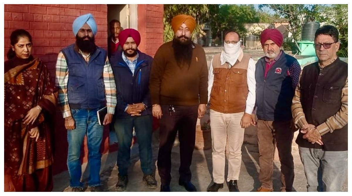 Photo of Punjab : विजिलेंस ब्यूरो ने 10,000 रुपये रिश्वत लेते हुए राजस्व पटवारी को पकड़ा रंगे हाथों