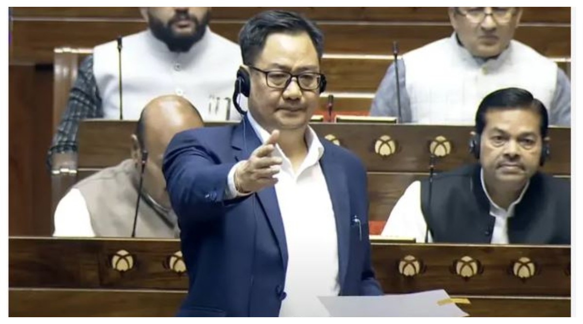 Photo of Rajya Sabha : विपक्ष ने किया हंगामा, राज्यसभा में किरेन रिजिजू भड़के, बोले – ‘कांग्रेस ने बाबा साहेब का अपमान किया’