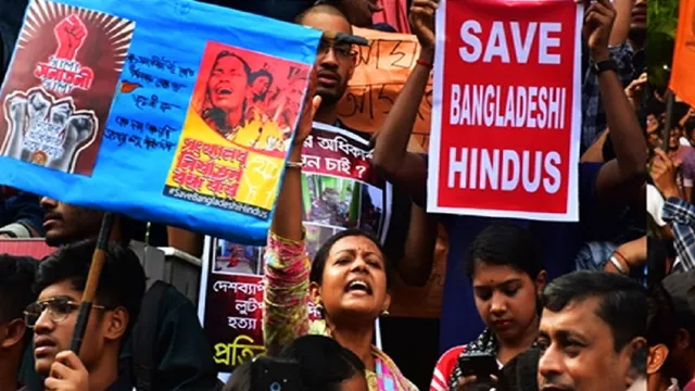 Photo of Assam : असम के होटलों में बांग्लादेशियों की एंट्री बैन, हिंदुओं पर हो रहे हमलों के बाद लिया कड़ा फैसला