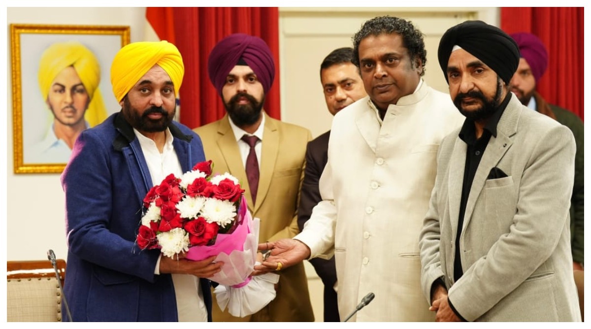 Photo of Punjab : CM भगवंत सिंह मान से मिले बहुराष्ट्रीय कंपनी ग्रांट थॉर्नटन के कंट्री हेड वी. पद्मानंद