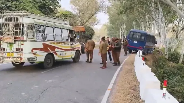 Photo of Jammu : उधमपुर में मिली दो पुलिसकर्मियों की लाश, शरीर पर लगी थी गोली, पुलिस ने शुरू की जांच