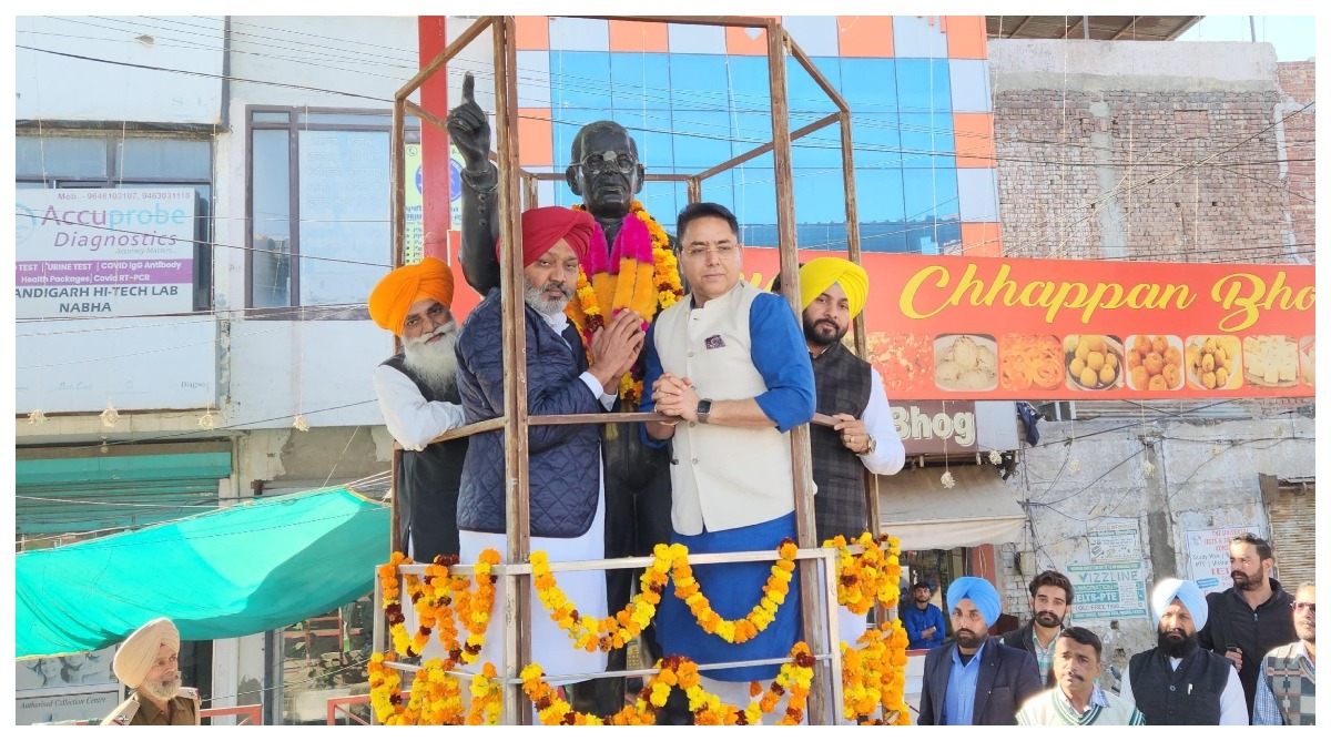 Photo of Punjab : महापरिनिर्वाण दिवस पर वित्त मंत्री डॉ. हरपाल सिंह चीमा और आप प्रदेश अध्यक्ष अमन अरोड़ा ने डॉ. भीम राव अंबेडकर को दी श्रद्धांजलि