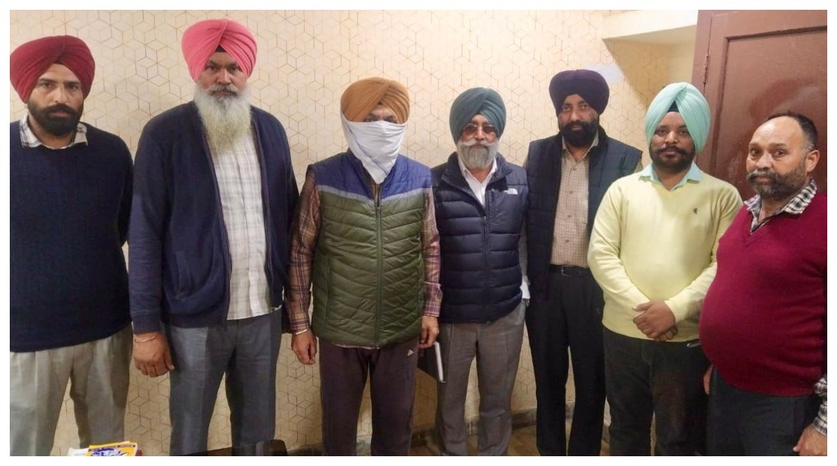 Photo of Punjab : विजिलेंस ब्यूरो ने 20,000 रुपये रिश्वत लेते हुए सहायक सब-इंस्पेक्टर को किया गिरफ्तार