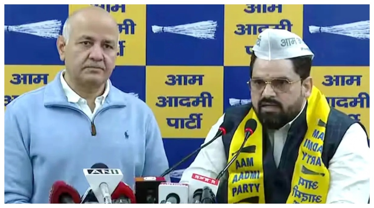 Photo of Delhi : बीजेपी को बड़ा झटका, प्रवेश रतन AAP में हुए शामिल