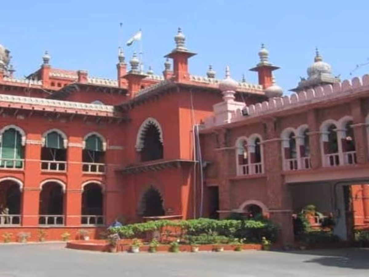 Photo of अन्ना यूनिवर्सिटी में यौन उत्पीड़न मामले को लेकर मद्रास हाई कोर्ट सख्त, SIT जांच के साथ 25 लाख मुआवजे का आदेश