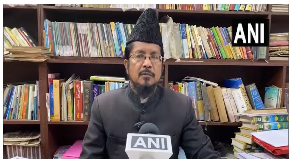 Photo of Fatwa on New Year : मौलाना शहाबुद्दीन रजवी ने जारी किया फतवा, बोले – ‘नए साल का जश्न न मनाएं’