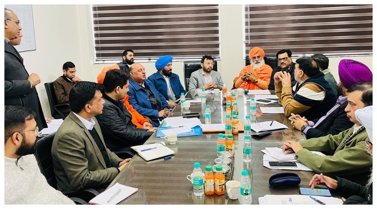 Photo of स्थानीय निकाय मंत्री डॉ. रवजोत सिंह और राज्यसभा सदस्य संत सीचेवाल ने ‘बुढ़े दरिया’ और 225 एम.एल.डी. एस.टी.पी. का किया दौरा