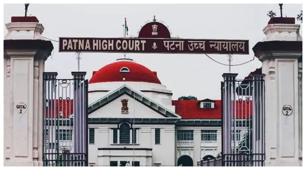 Photo of बिहार के गेस्ट शिक्षकों को पटना हाईकोर्ट से बड़ी राहत, सेवा समाप्ति के आदेश को किया रद्द