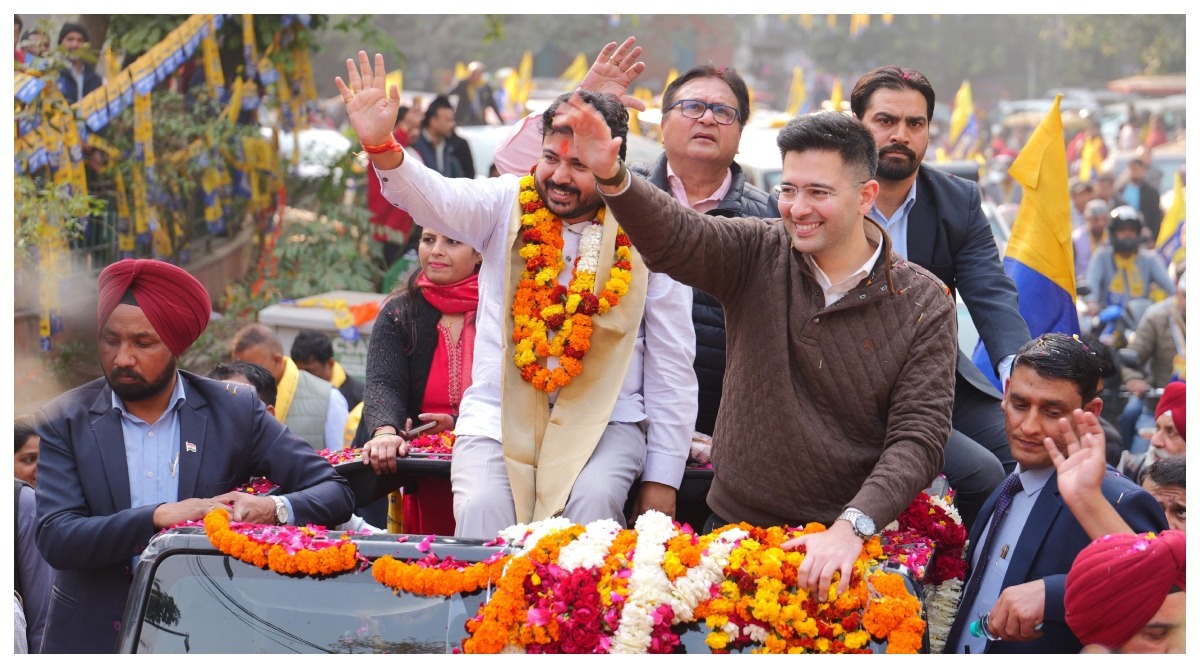 Photo of राजेंद्र नगर में सांसद राघव चड्ढा का भव्य स्वागत, भावुक होकर बोले- “राजेंद्र नगर मेरी जन्मभूमि भी है और कर्मभूमि भी”