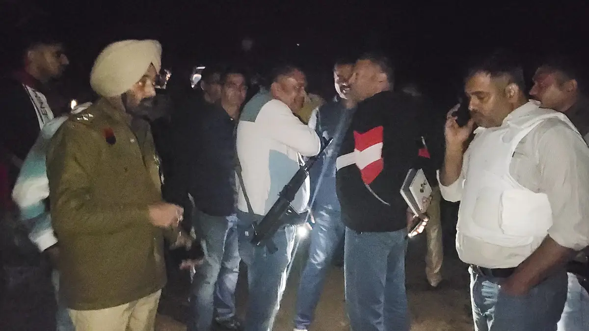 Photo of बसपा नेता हत्याकांड का आरोपी सागर मुठभेड़ में ढेर, कई जवान घायल