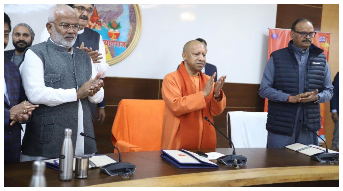 Photo of CM योगी ने ‘कुम्भवाणी’ का क‍िया शुभारंभ, बोले- लोगों को मिलेंगी महाकुंभ की जानकारियां