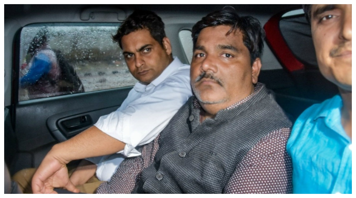 Photo of दिल्ली दंगे के आरोपी ताहिर हुसैन की जमानत पर सुनवाई कल, AIMIM ने मुस्तफाबाद सीट से दिया है टिकट