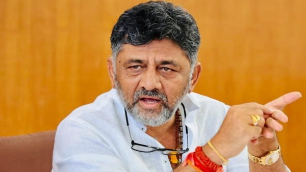 Photo of कर्नाटक में कांग्रेस में दरार की खबरों के बीच डीके शिवकुमार ने कहा-पार्टी और सरकार को बचाना मेरा…