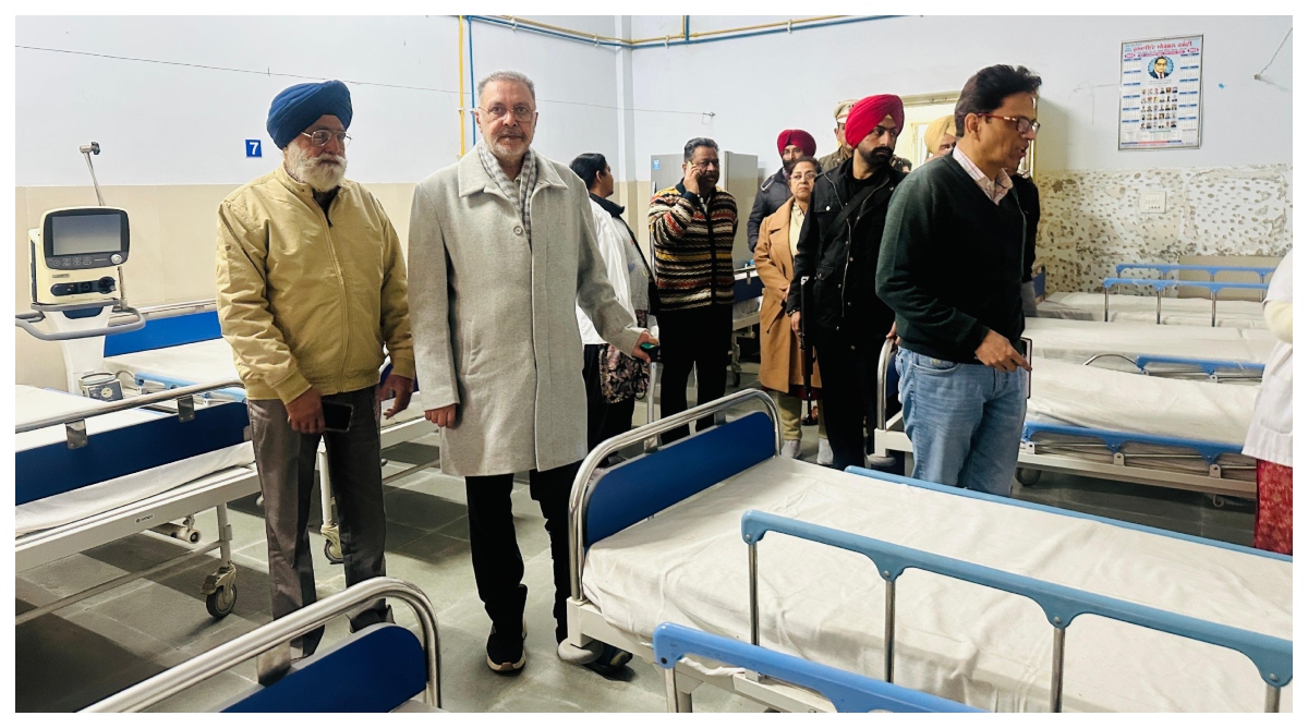 Photo of Punjab : स्वास्थ्य मंत्री ने की राजिंदरा अस्पताल में आपातकालीन व्यवस्था की समीक्षा