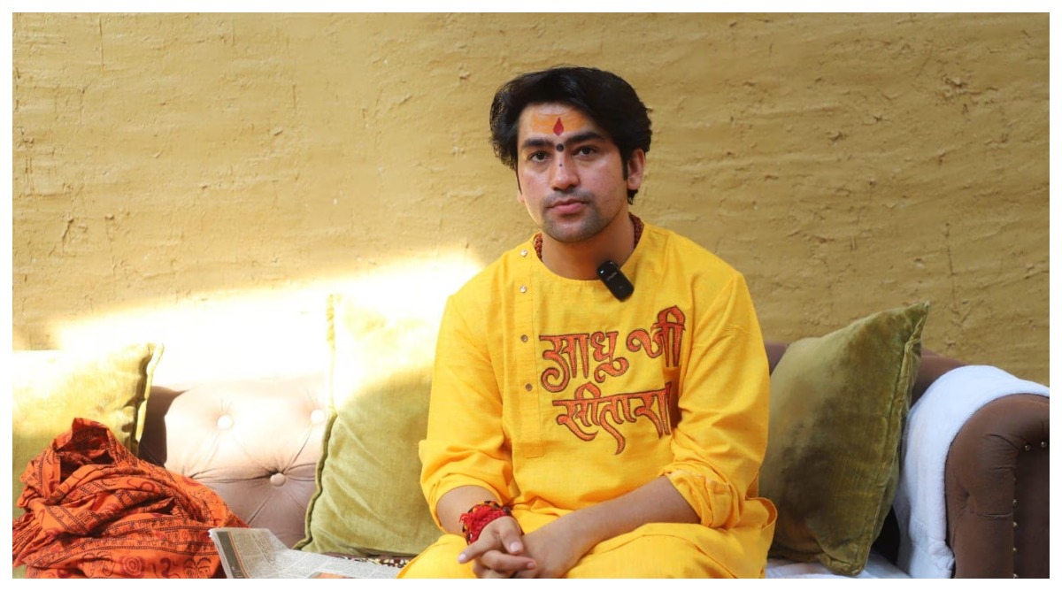 Photo of महाकुंभ भगदड़ पर पंडित धीरेंद्र शास्त्री का बड़ा बयान, कहा- “जो लोग राजनीति कर रहे हैं भगवान उन्हें सद्बुद्धि दें”
