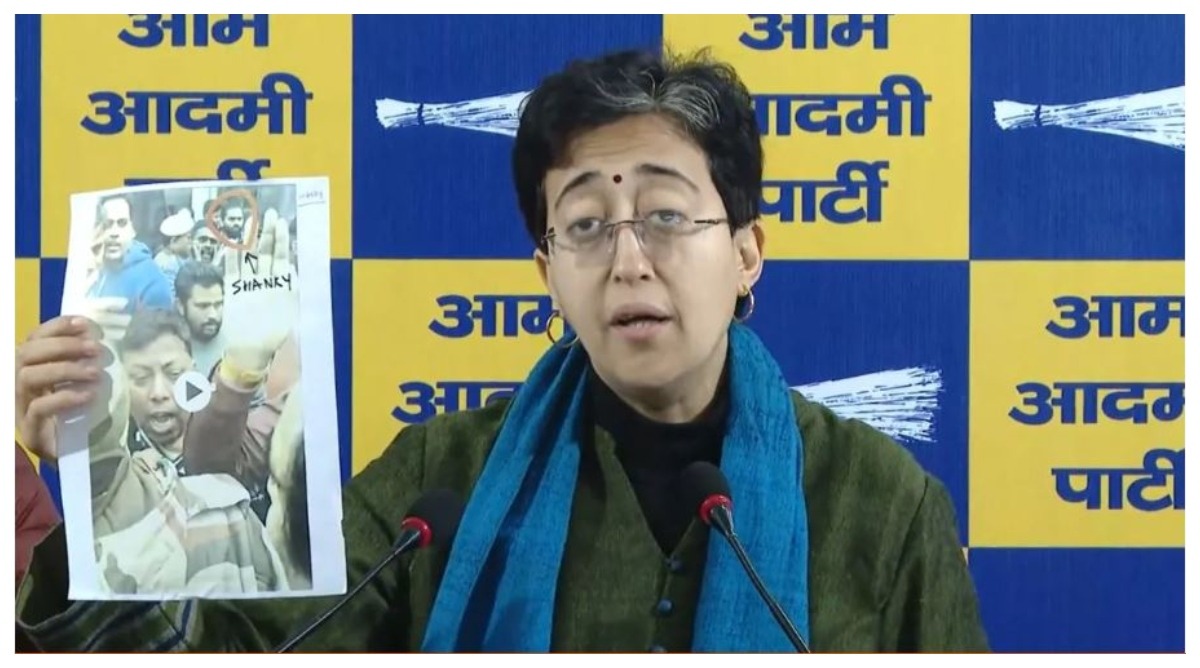 Photo of ‘केजरीवाल की गाड़ी पर भाजपा के गुंडों ने हमला किया’, CM आतिशी का आरोप