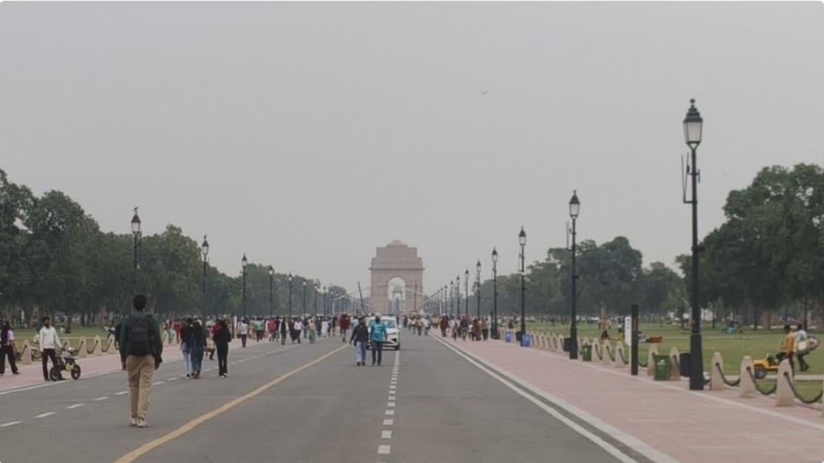 Photo of दिल्ली में आज आसमान रहेगा साफ, जानें- कब होगी ठंड की विदाई?