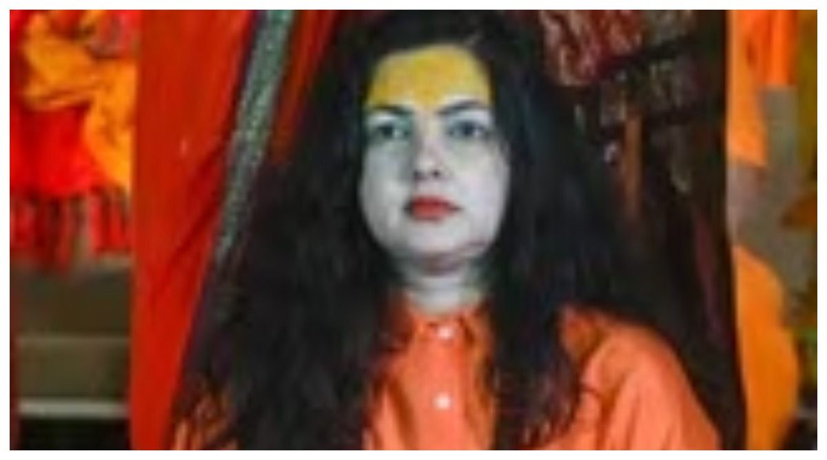 Photo of ममता कुलकर्णी ने किन्नर अखाड़े के महामंडलेश्वर पद से दिया इस्तीफा