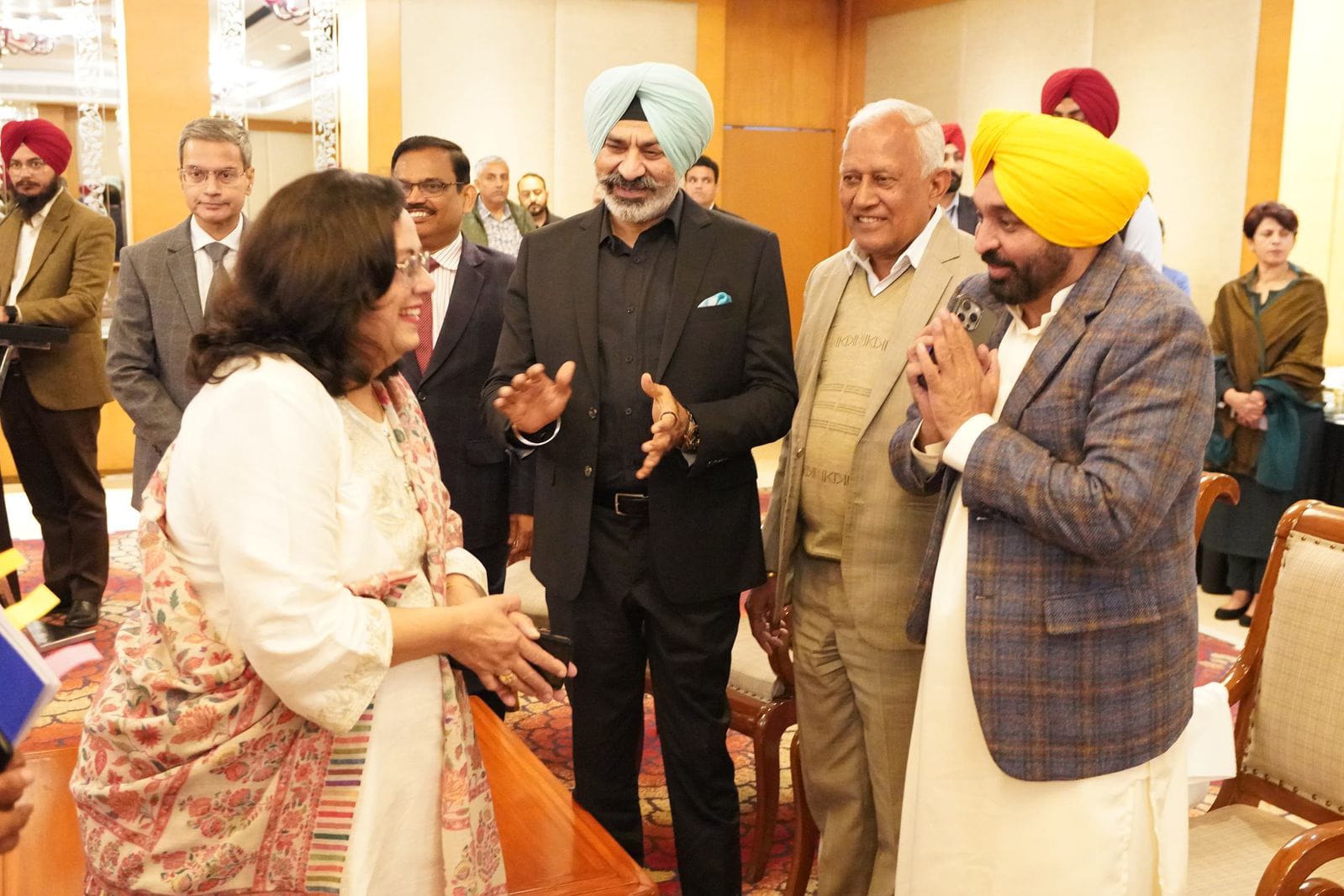 Photo of पंजाब के पास अन्य राज्यों को देने के लिए एक बूंद पानी भी अतिरिक्त नहीं : सीएम