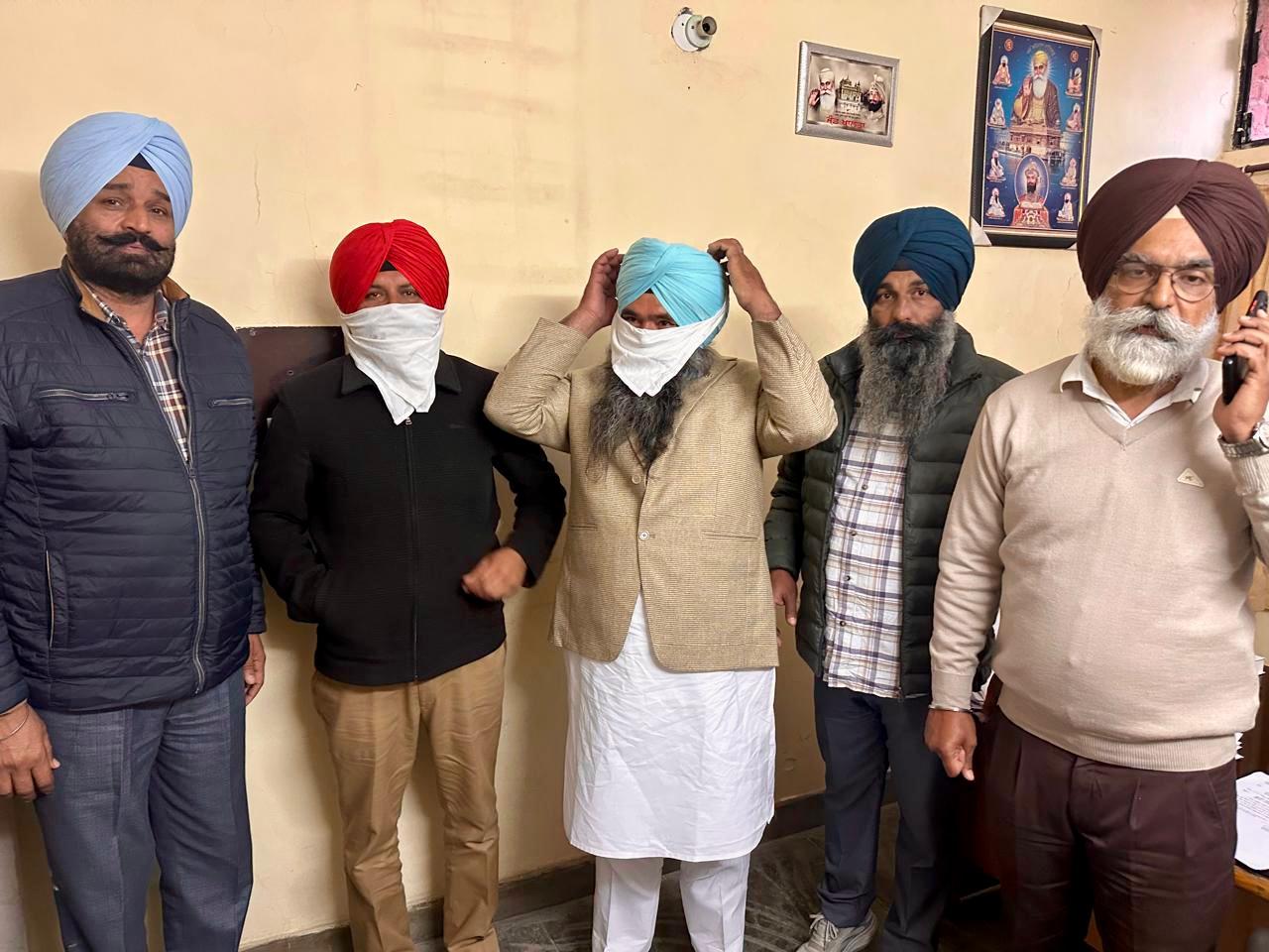 Photo of बाढ़ राहत मुआवजे में 20 लाख रुपये के गबन के आरोप में पूर्व सरपंच और लंबरदार विजीलेंस ब्यूरो द्वारा गिरफ्तार
