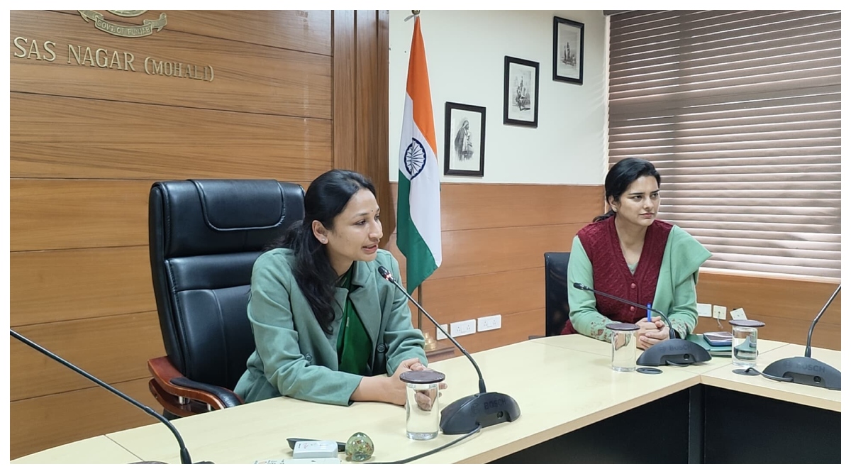 Photo of डिप्टी कमिश्नर कोमल मित्तल ने की आज डिप्टी कमिश्नर स्टाफ के साथ परिचयात्मक बैठक