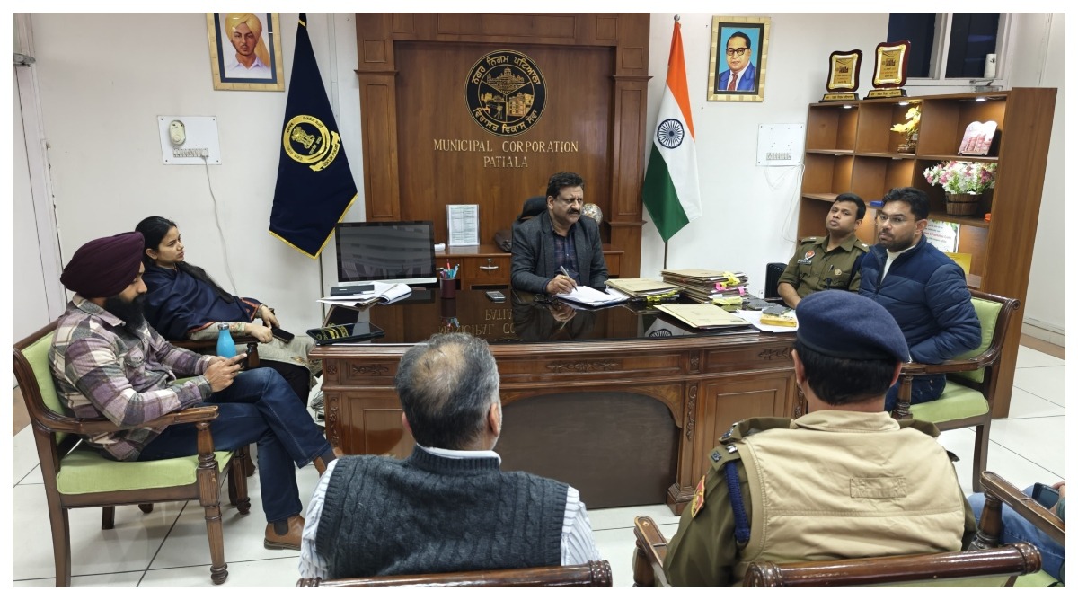 Photo of नगर निगम आयुक्त द्वारा पटियाला शहर की सड़कों पर यातायात को सुचारू करने के लिए नई योजनाओं पर विचार