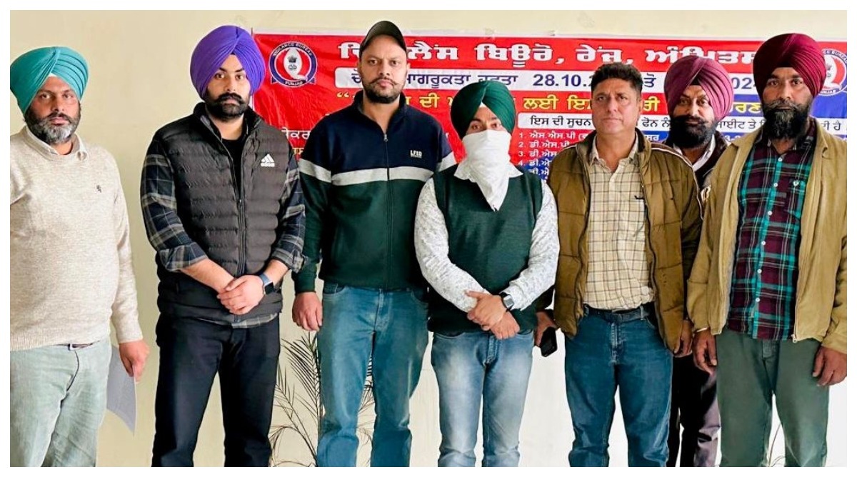 Photo of 10,000 रुपये रिश्वत लेते पी.एस.पी.सी.एल. का जे.ई. विजीलेंस ब्यूरो द्वारा काबू