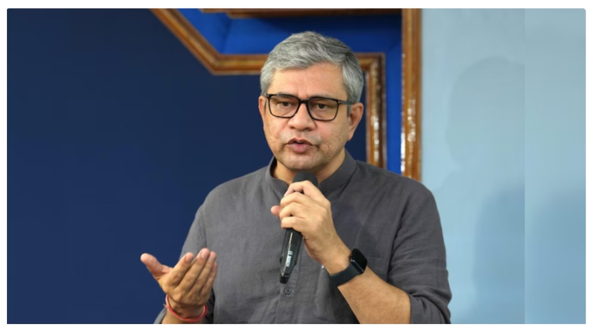Photo of 1,832 किलोमीटर नई रेलवे पटरियों का निर्माण…’, अश्विनी वैष्णव ने क्या कहा ?