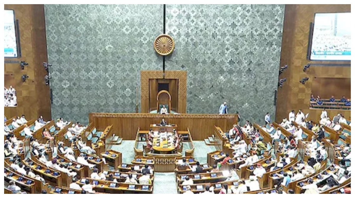 Photo of संसद में आज नया इनकम टैक्स बिल, वक्फ बोर्ड पर जेपीसी रिपोर्ट भी होगी पेश