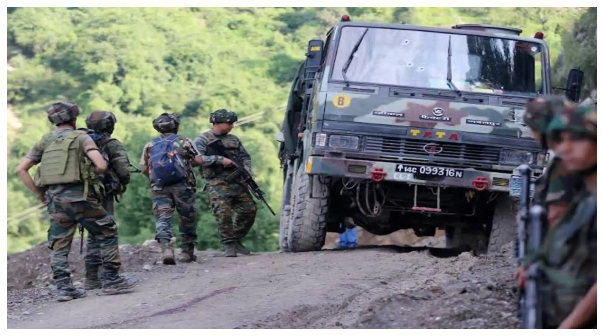 Photo of सेना के वाहन पर गोलीबारी के बाद राजौरी में सर्च ऑपरेशन तेज, ड्रोन का हो रहा प्रयोग
