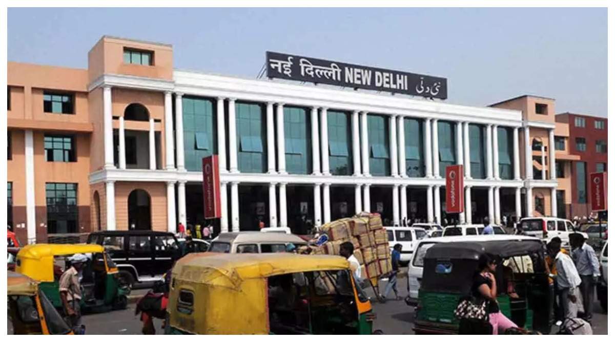 Photo of नई दिल्ली रेलवे स्टेशन पर हुई भगदड़ के बाद रेल प्रशासन का बड़ा फैसला, प्लेटफॉर्म टिकटों की बिक्री की बंद