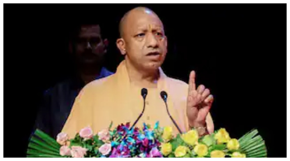 Photo of प्रयागराज महाकुंभ में 62 करोड़ श्रद्धालु आ चुके हैं, बड़ी संख्या में लोगों का जमावड़ा दुर्लभ घटनाओं में से एक है : CM योगी