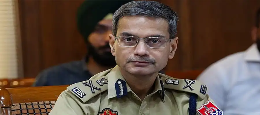 Photo of ‘युद्ध नशों विरूद्ध’ 21वें दिन भी जारी, पंजाब पुलिस द्वारा 493 छापेमारियों के बाद 63 नशा तस्कर गिरफ्तार